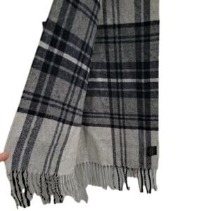 Italian Woollen Treasures Luxury 100% Lambswool Scarf Fringe Plaid -‎ NEW